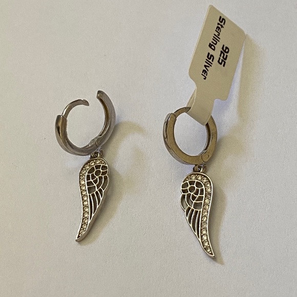 SOLD❣️Silver angel wing cz dangle hoop earrings - Picture 3 of 5